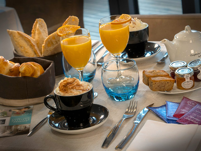 petit-dejeuner-aubrac640 petit dejeuner hotel aubrac
