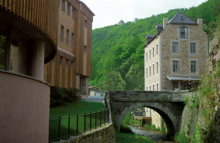 appartement chaudes aigues castel aubrac